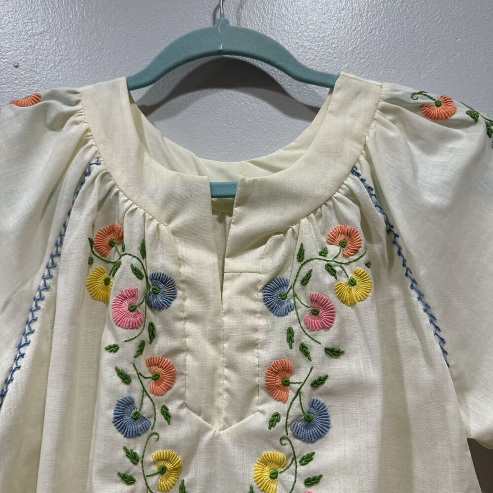 Vintage Handmade Top Embroidered Floral Short Sleeve Stitched Trim Women M Cream - Picture 3 of 7